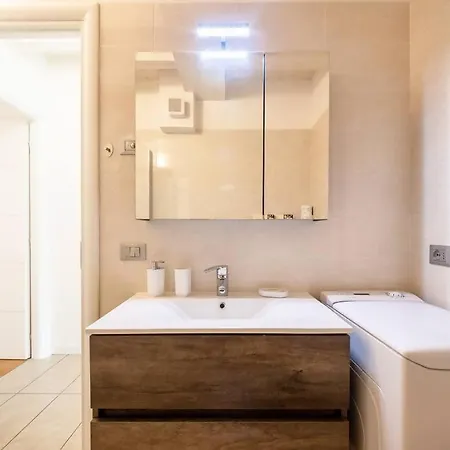 Apartamento Gardaland_luxury_apartment Pool & Free Parking