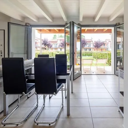 Gardalandluxuryapartment Pool & Free Parking Apartament *